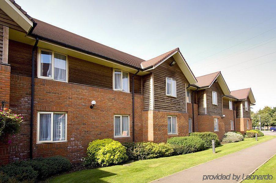 Premier Inn Tewkesbury Exterior foto
