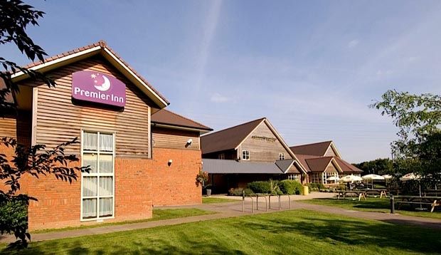 Premier Inn Tewkesbury Exterior foto